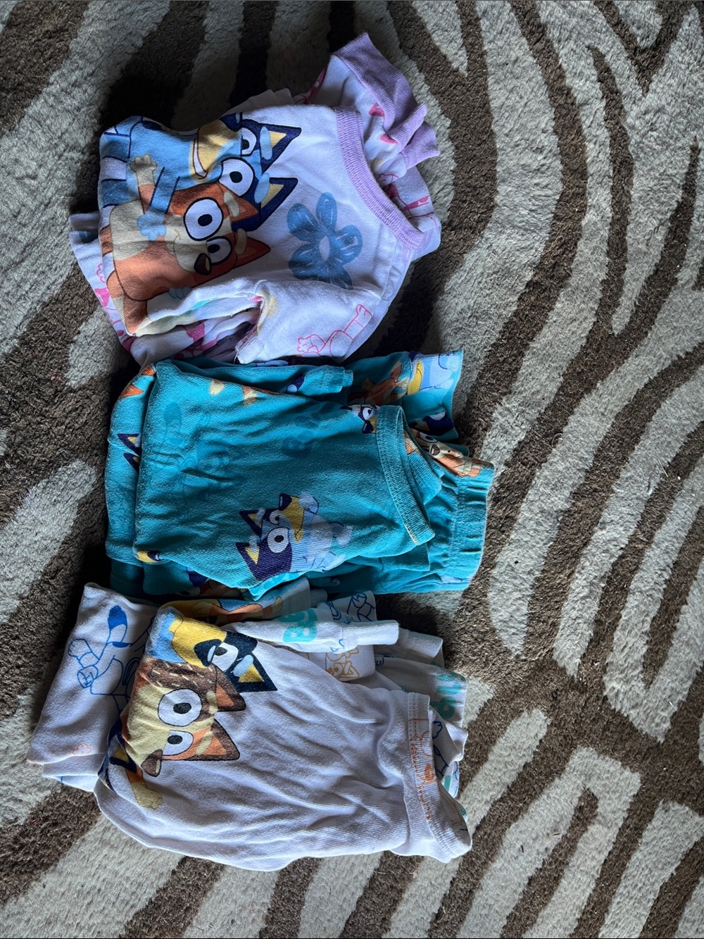 Girls Bluey 5T Pajama Sets
